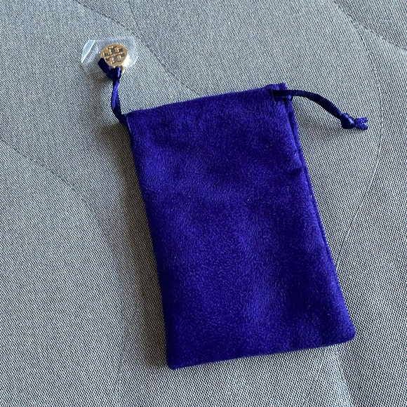 TORY BURCH Earrings Velvety Pouch in deep Purple - Picture 2 of 4
